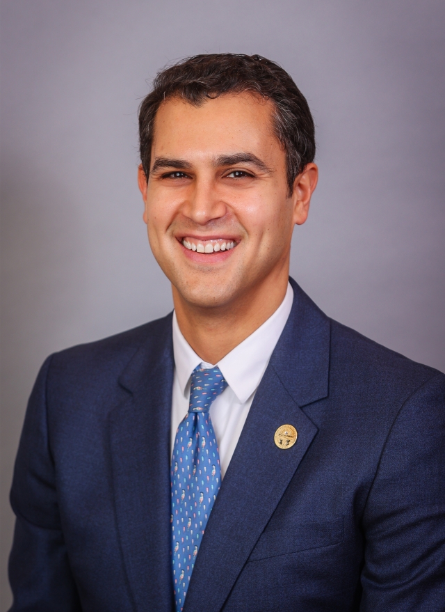 Minority Leader Dani Isaacsohn